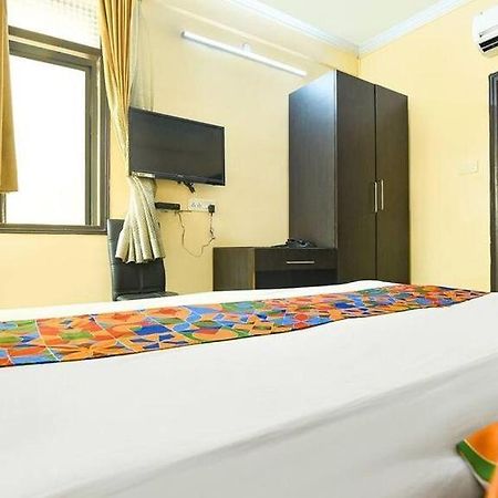 Dover Inn By Bookmerihotel Kolkata Bagian luar foto