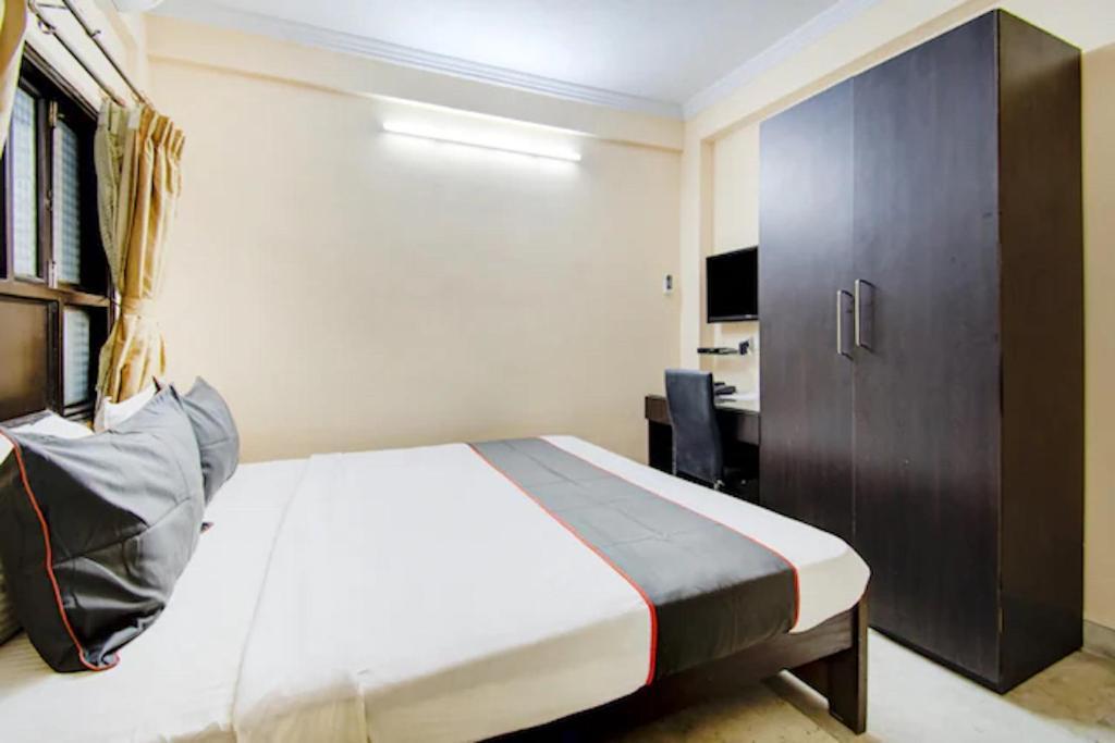 Dover Inn By Bookmerihotel Kolkata Bagian luar foto