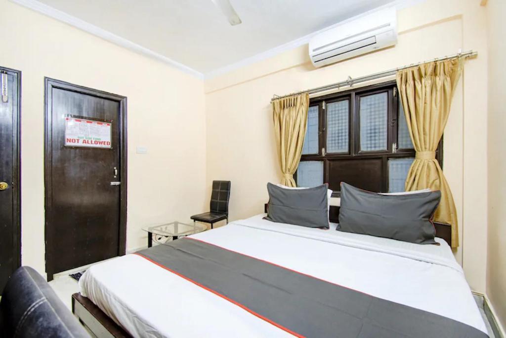 Dover Inn By Bookmerihotel Kolkata Bagian luar foto