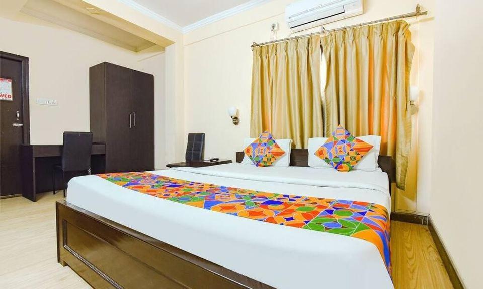 Dover Inn By Bookmerihotel Kolkata Bagian luar foto